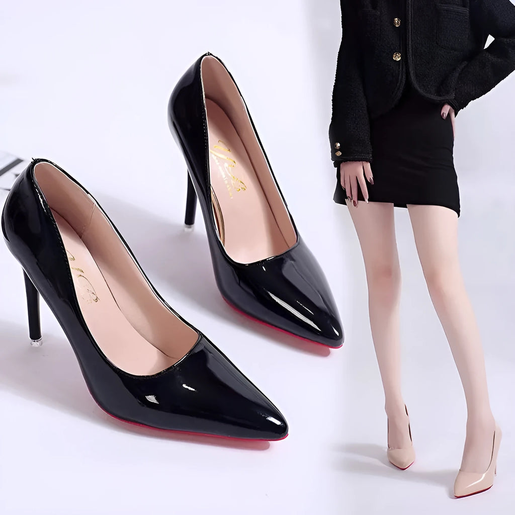Women's solid colour stiletto heel pump with pointed toe in black