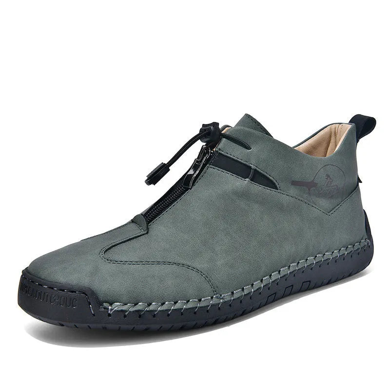 Men's casual leather shoes in khaki with rubber sole and mid heel.