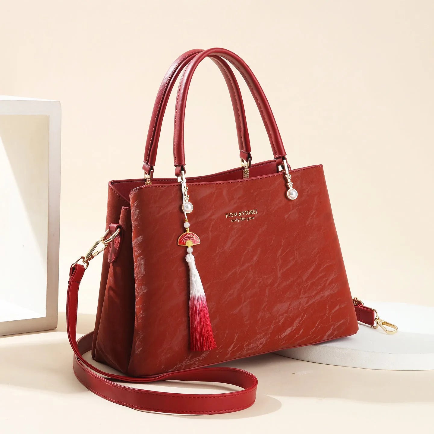 Fashion handheld versatile large capacity women's bag in PU leather, urban simplicity style, colour beige, with slit pocket
