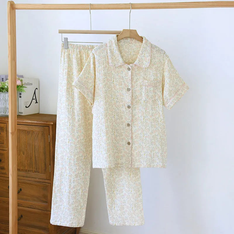 Women's washed cotton gauze short-sleeved trousers outfit in floral or plaid print with three-quarter sleeves