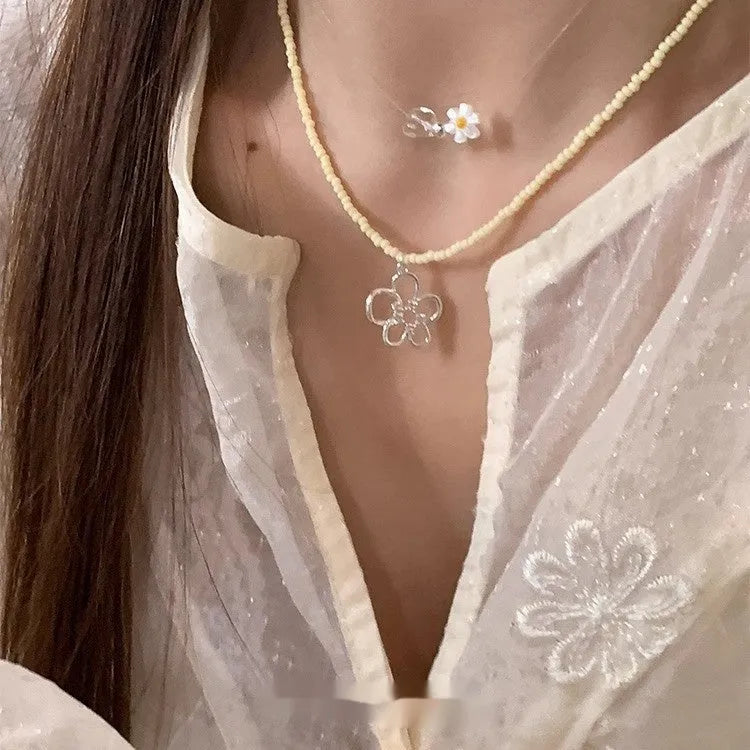 Women's colourful beaded hollow flower necklace with Korean style U-shaped copper chain