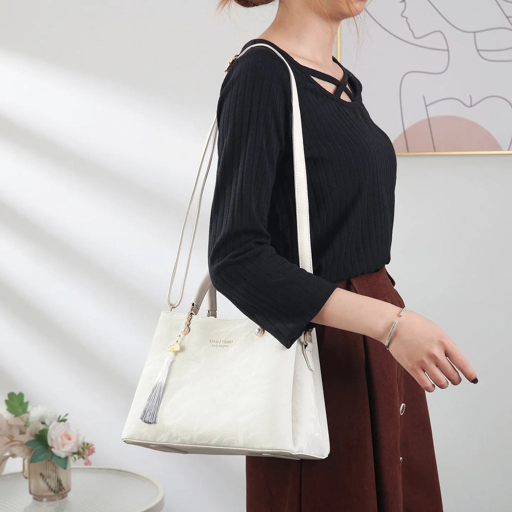 Fashion handheld versatile large capacity women's bag in PU leather, urban simplicity style, colour beige, with slit pocket
