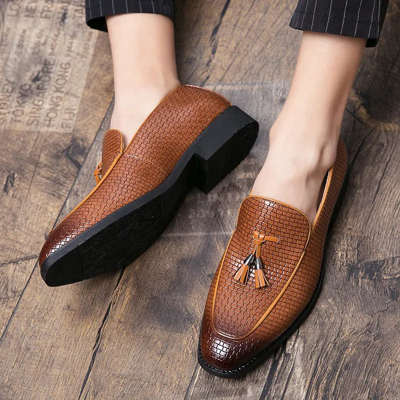 Men's pointed slip-on shoes with tassel decoration in black, red, or yellow colours