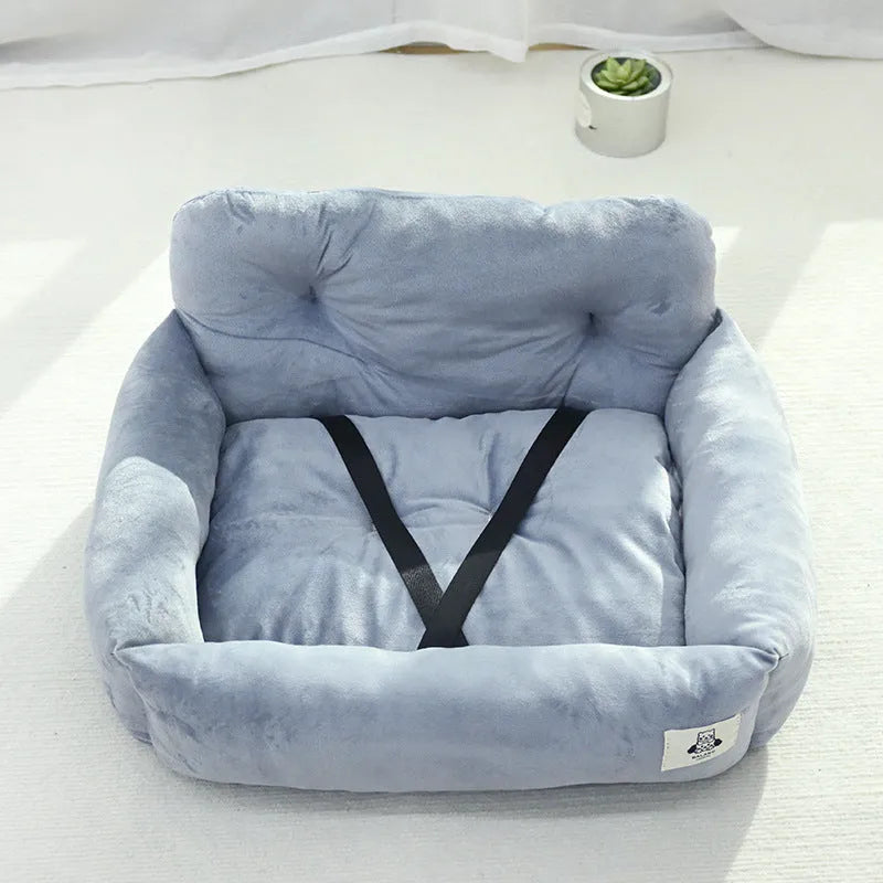 Car-mounted pet travel carrier in cloth fabric, available in grey or blue plaid, showing small and large size options