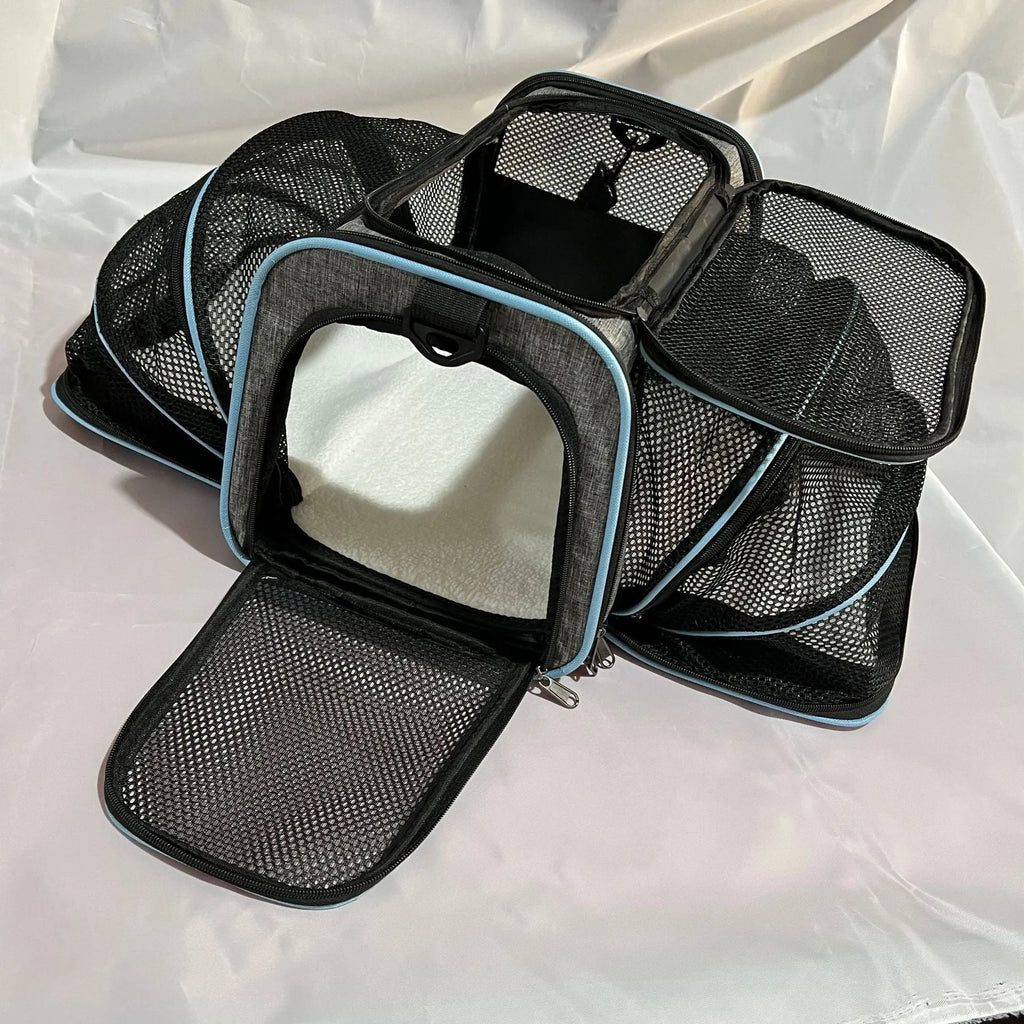 Large capacity cat carrier bag in 600D cation fabric with medium-soft hardness
