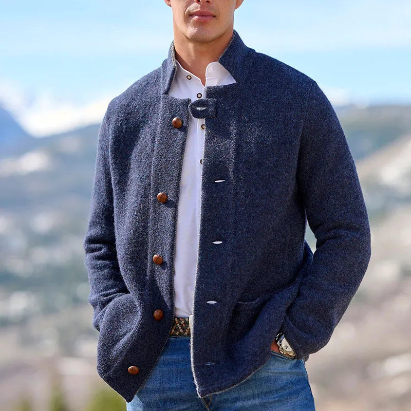 Men's casual mid-length coat in solid colour with patch pockets, polyester fibre fabric