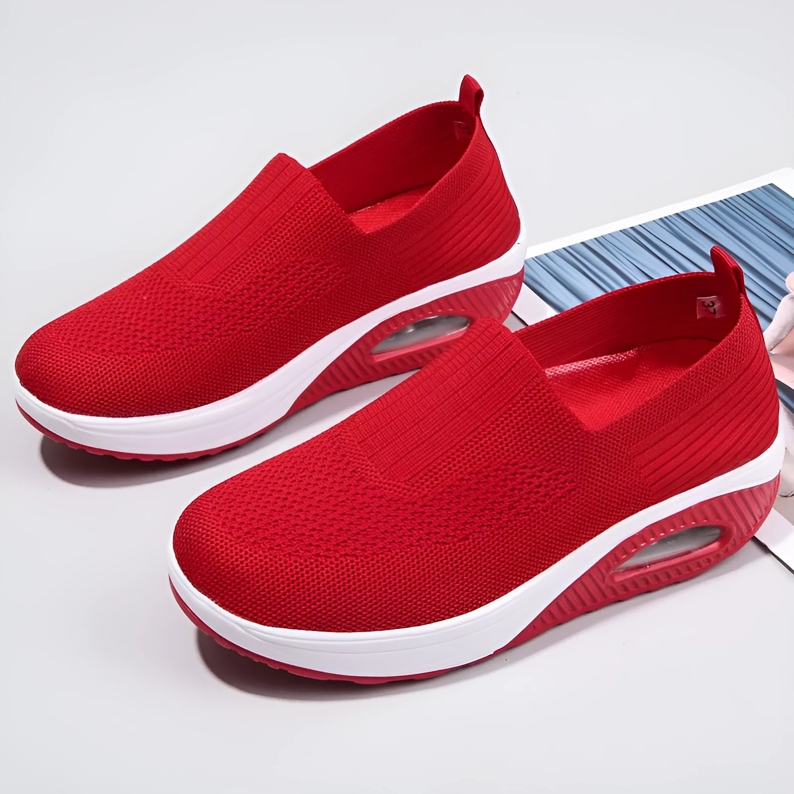 Women's casual running shoes with mesh upper and air cushion midsole in multiple colour options