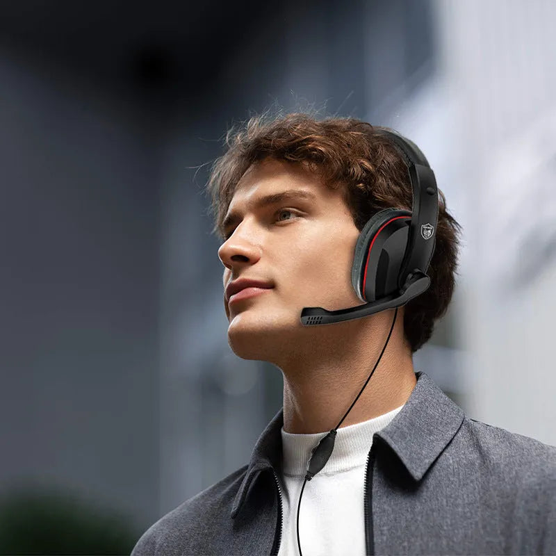 Black wired gaming computer headset with 40mm speakers and 6.3mm straight plug