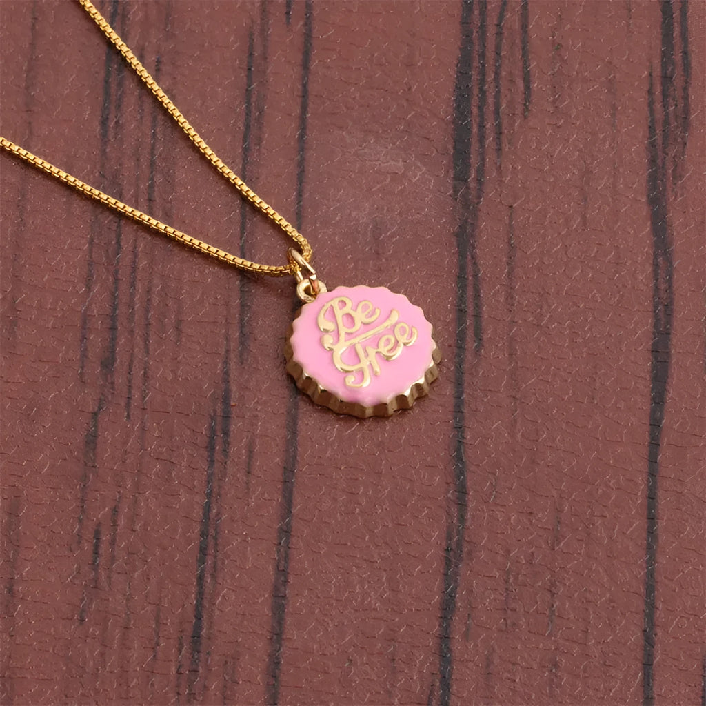 Copper bottle cap pendant necklace on a 40 cm box chain with an 18K gold colour electroplated finish.