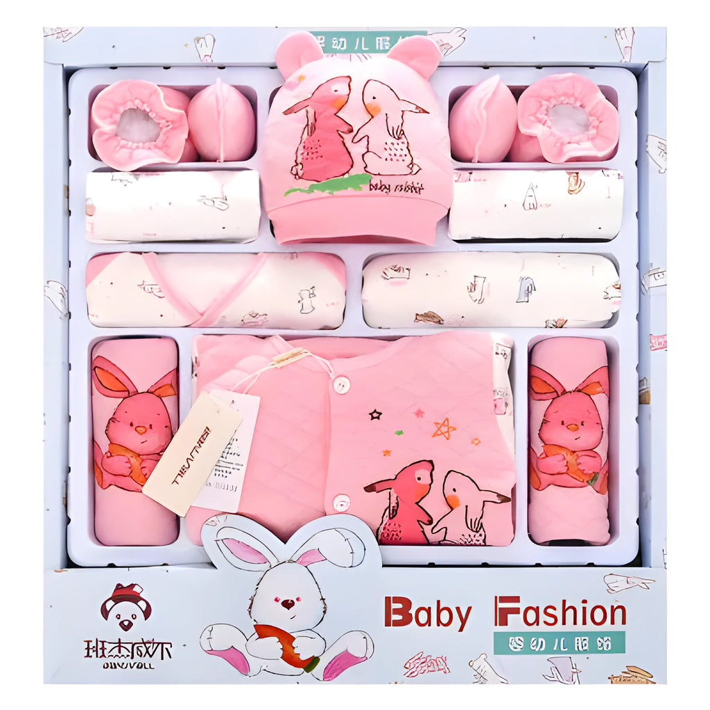 Newborn padded baby clothes multi-piece set in cotton fabric with pink Radish Rabbit pattern