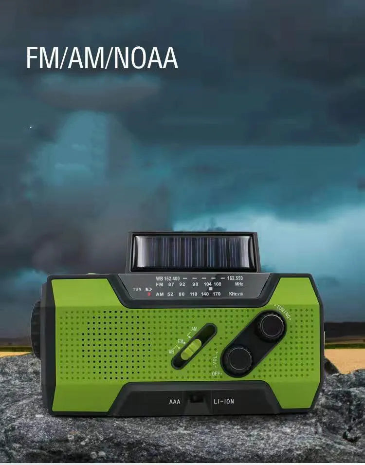 Pocket solar radio in green, waterproof and solar-powered for outdoor use