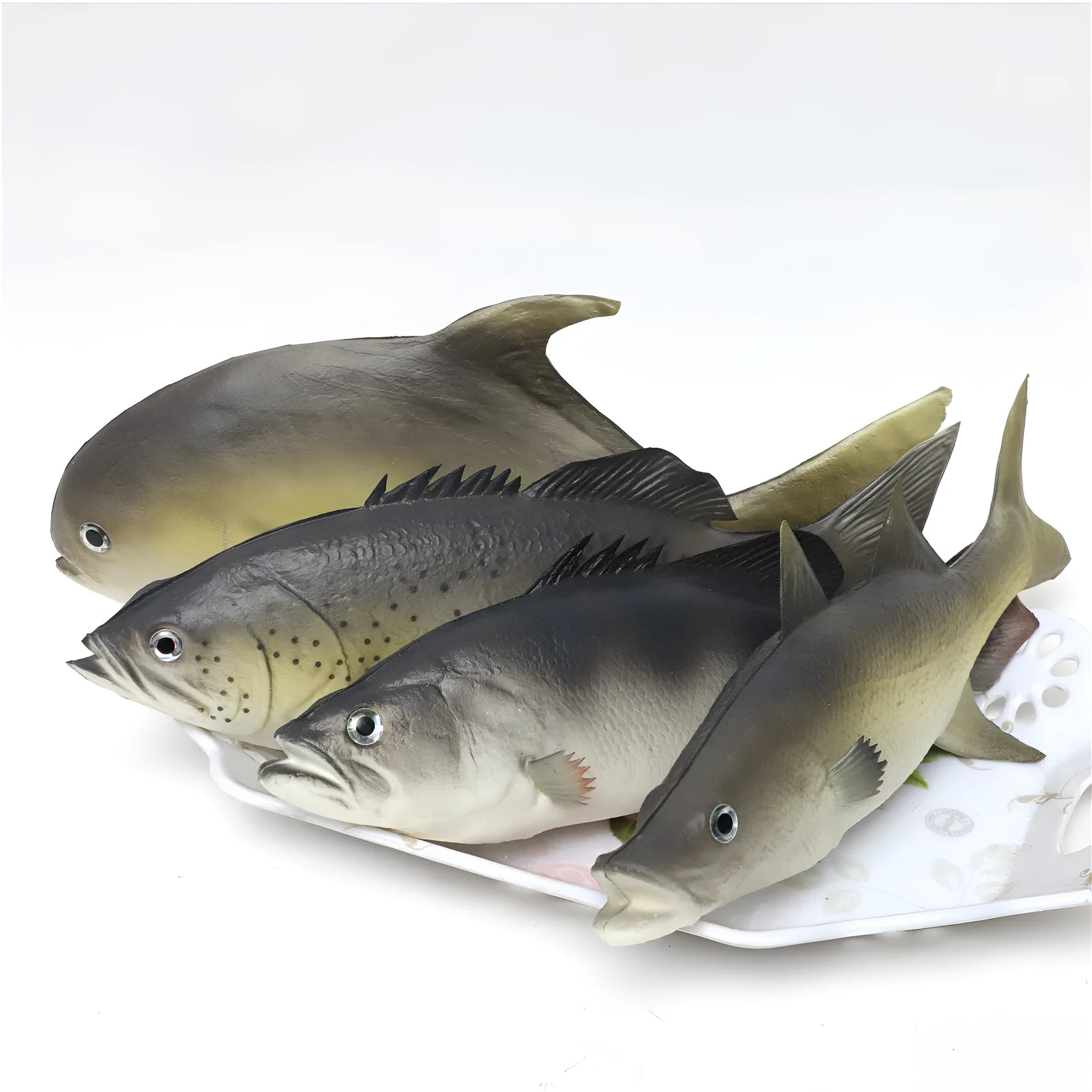 Set of three PU simulated fish model ornaments including yellow-fin tuna and small tuna for aquarium decor