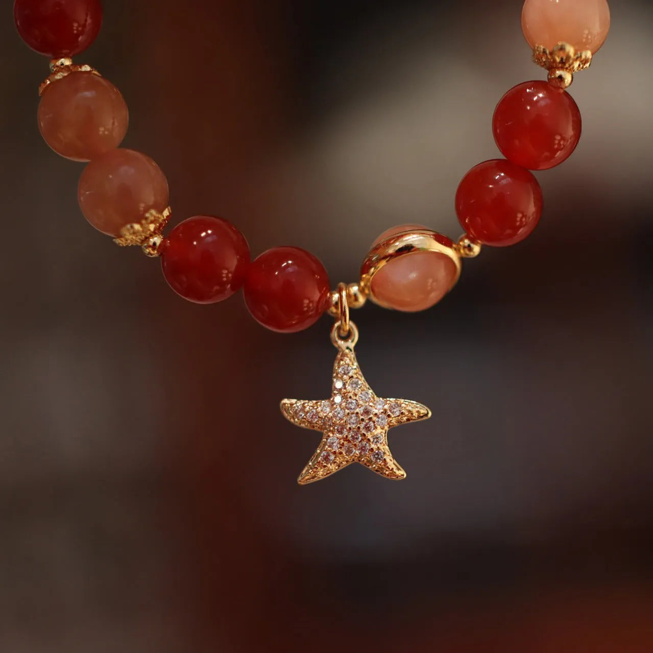 Handmade red agate women's bracelet with 8mm beads, star shape and Xiangyun ethnic patterns