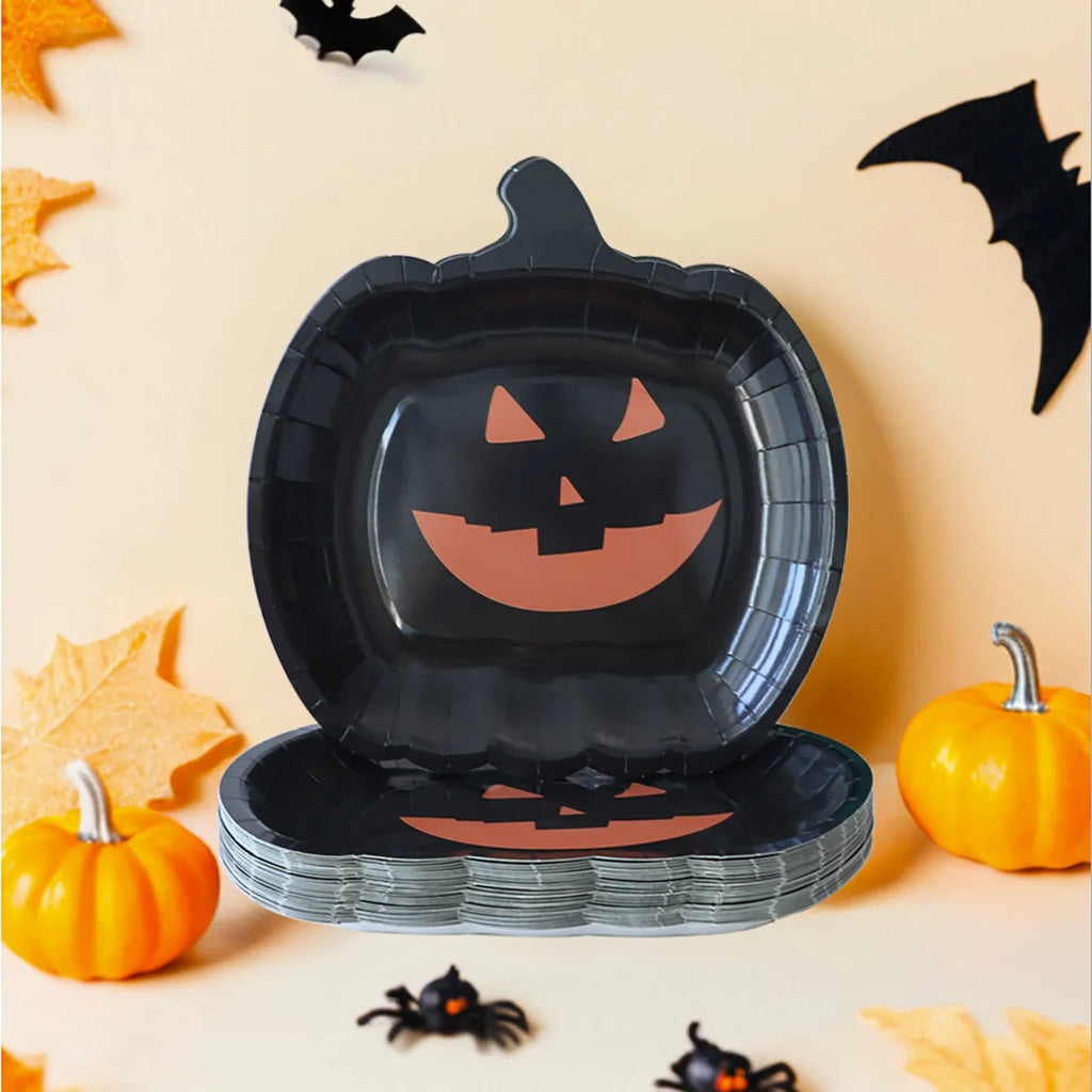 Black Halloween paper plates with pumpkin design measuring 9 inches diameter