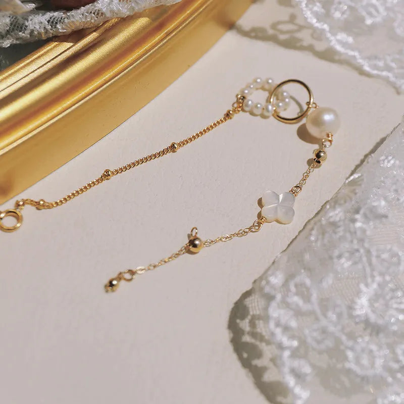 Gold-plated natural pearl bracelet for women with adjustable clasp