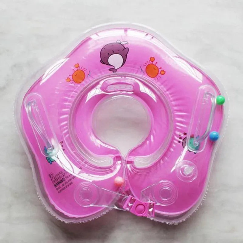 Baby neck swimming ring in green PVC with 40cm outer diameter and adjustable inner collar, floating on water