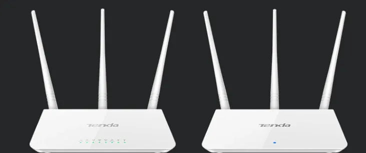 White wireless router for dual-band 2.4GHz and 5GHz home broadband network.