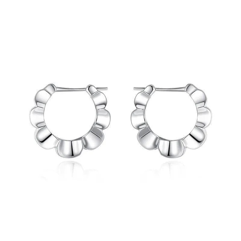 Pair of sterling silver geometric round earrings with electroplated retro style