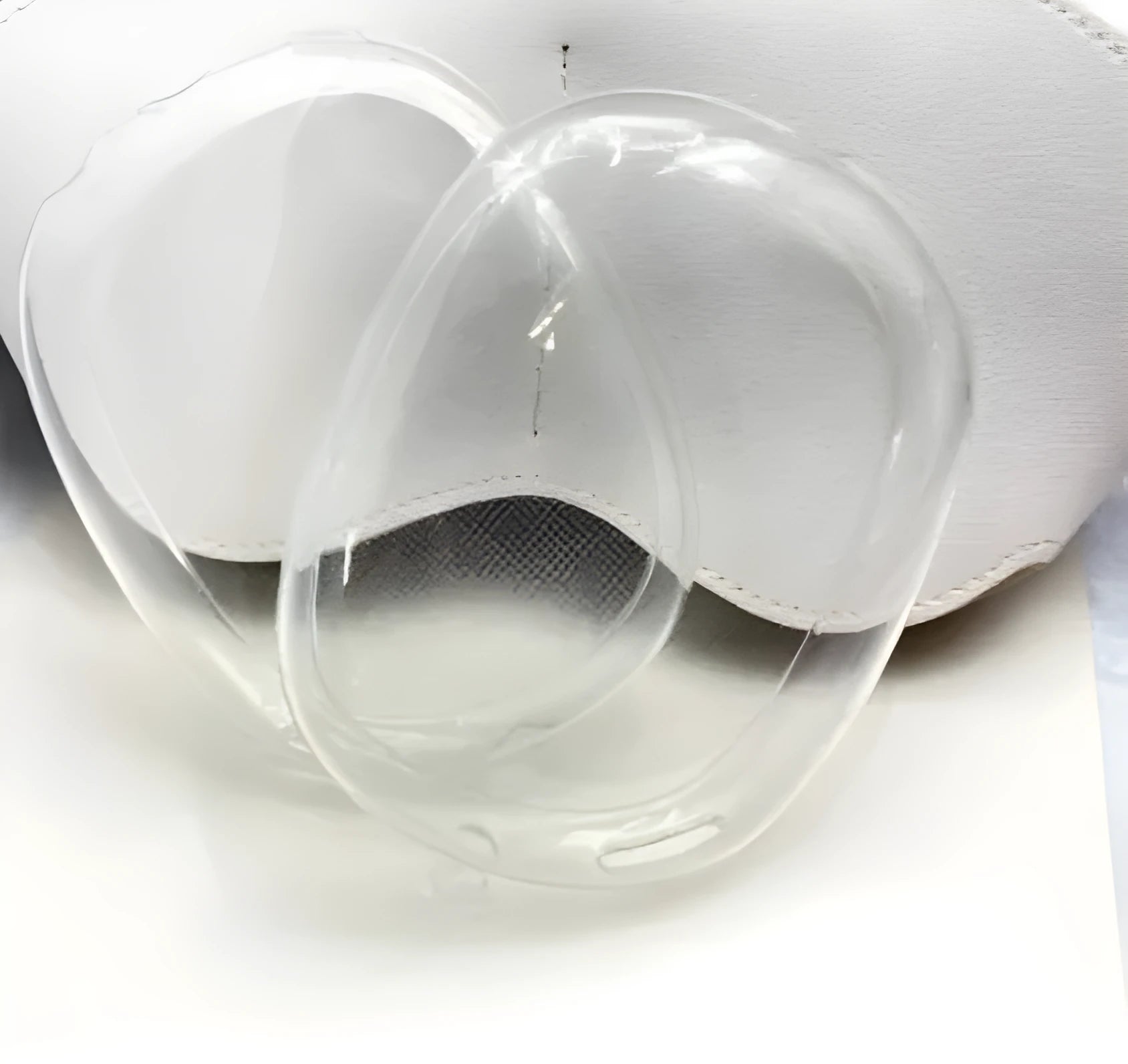 Silicone ear cap set for Apple AirPods MAX with transparent TPU shell, dimensions 90x108x30mm, available in multiple colours