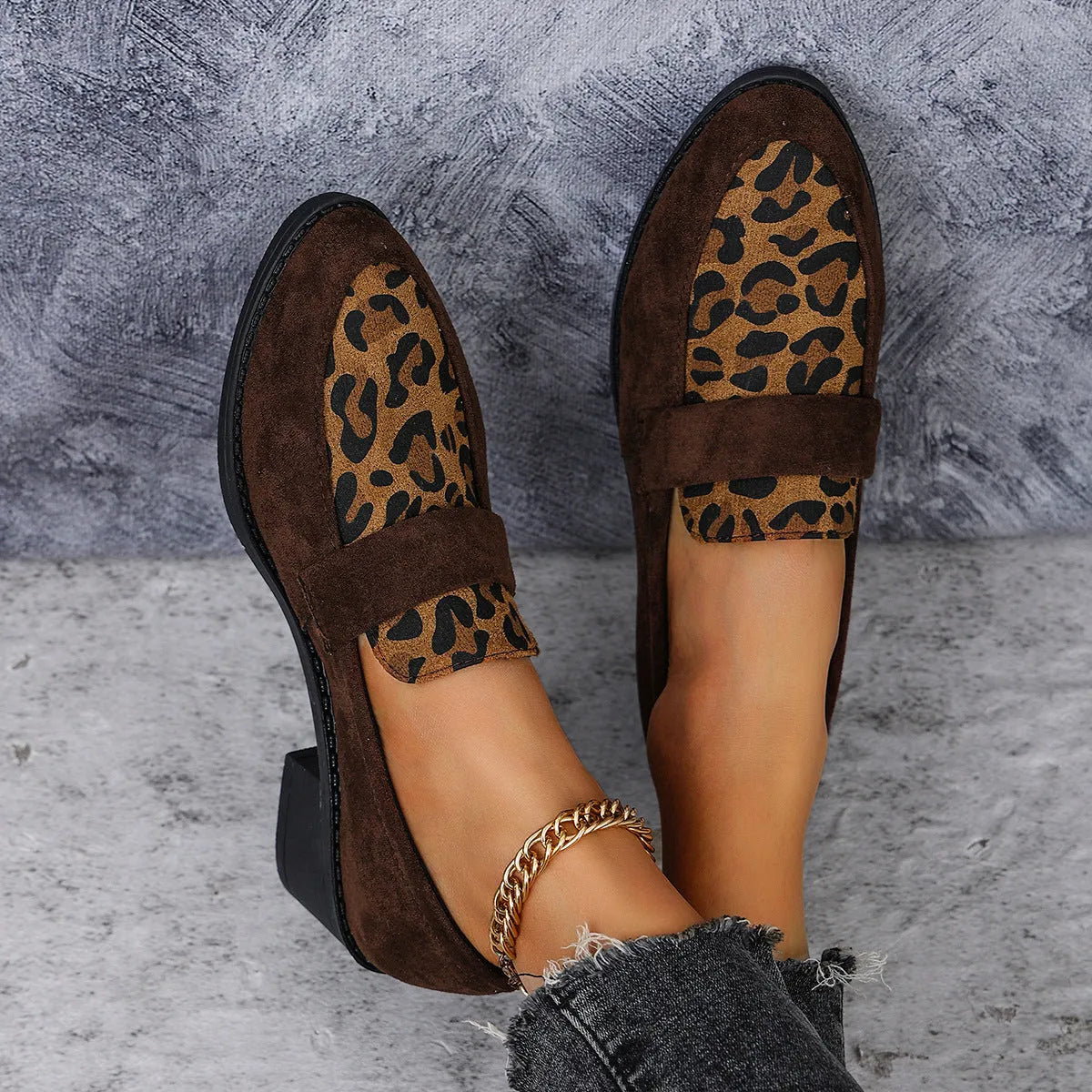 Leopard print suede slip-on casual shoes with chunky mid-heel and pointed toe