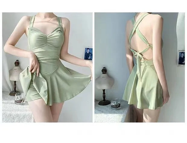 Women's solid-colour boxer swimsuit in avocado green with backless conservative design