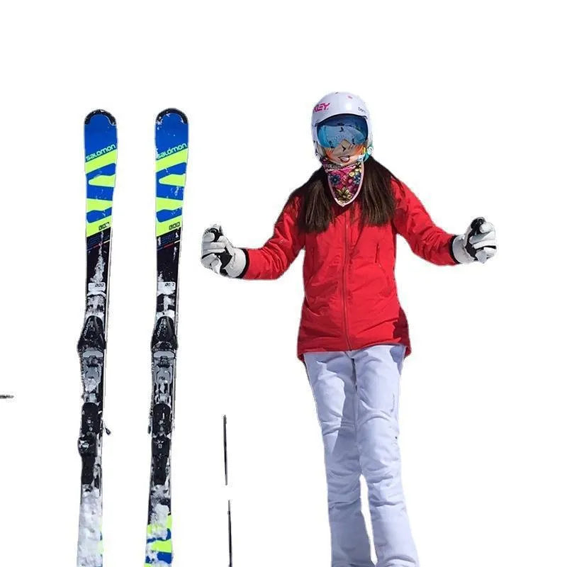 Adjustable skiing bandage strap with hook and loop fastening in four colour options