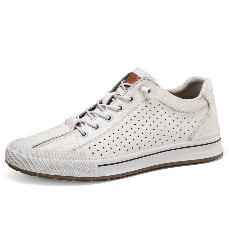 Men's casual shoes in matte leather with round toe and flat heel, shown in black and white colour options.
