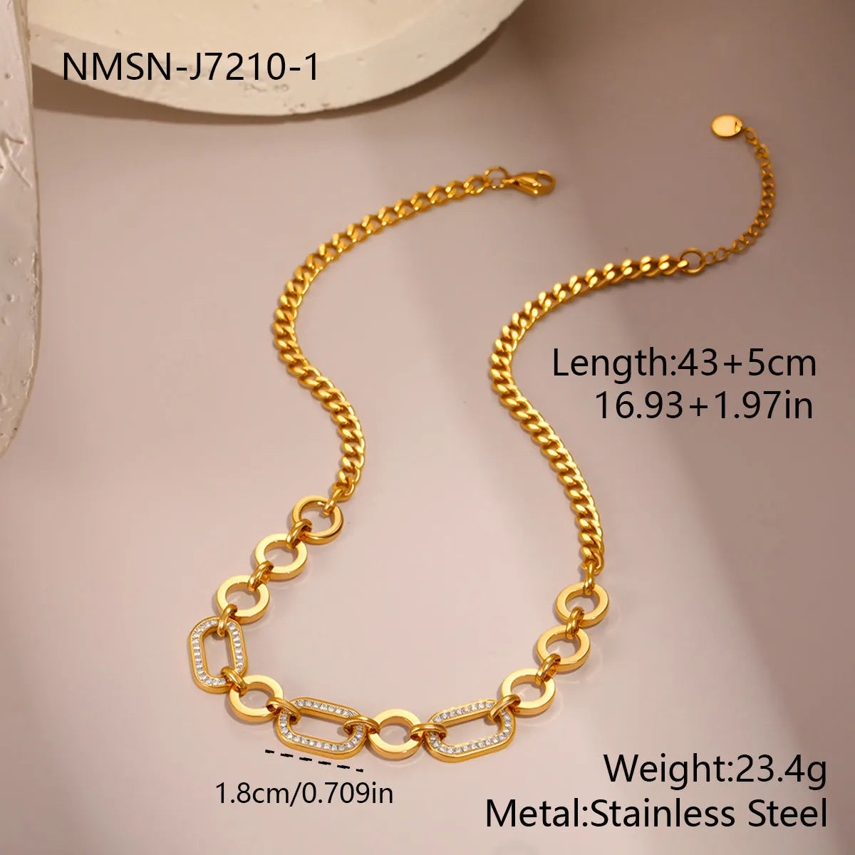Geometric heart-shaped stainless steel necklace with 18K gold electroplated finish on clavicle chain