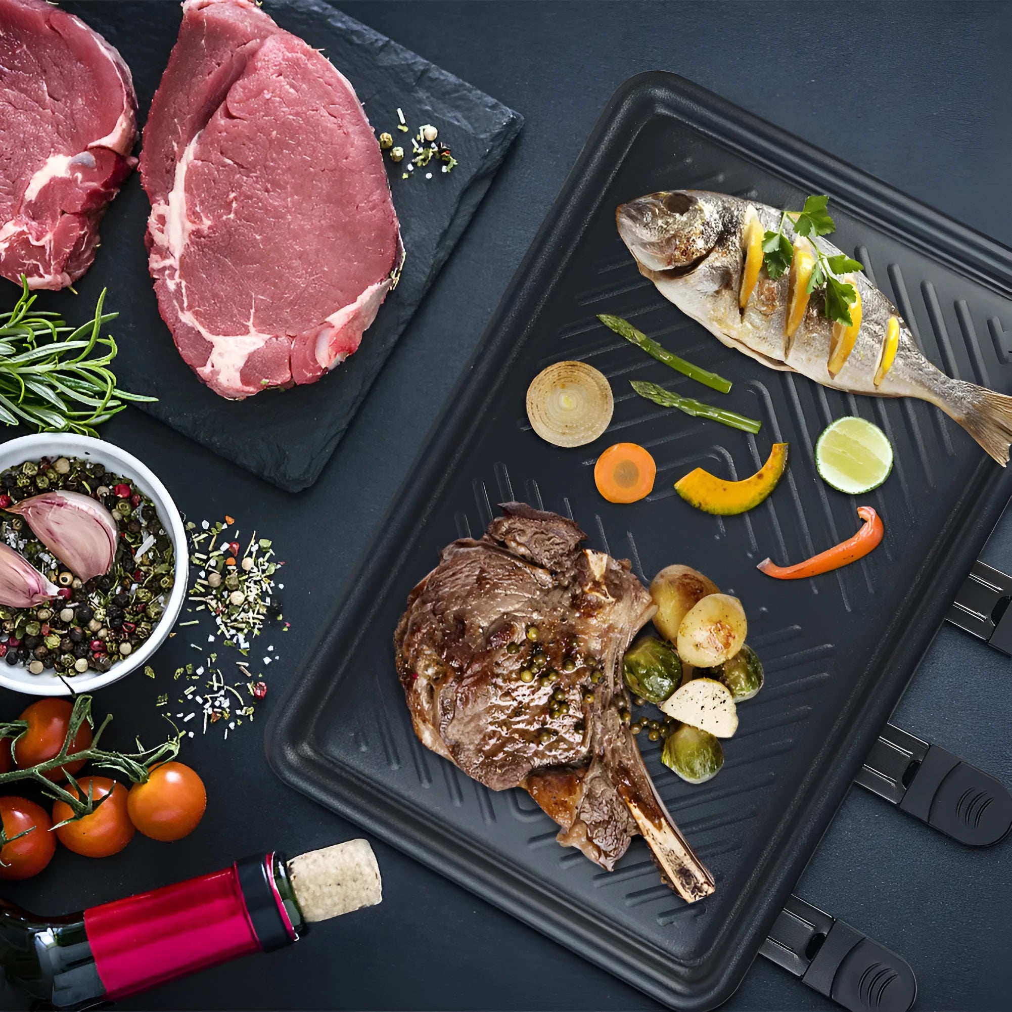 Black non-stick electric baking pan with split tray, 1300W, 415x260x125mm, indoor use