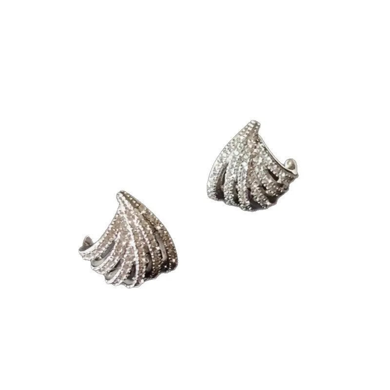 Geometric line design women's earrings with electroplated platinum colour finish