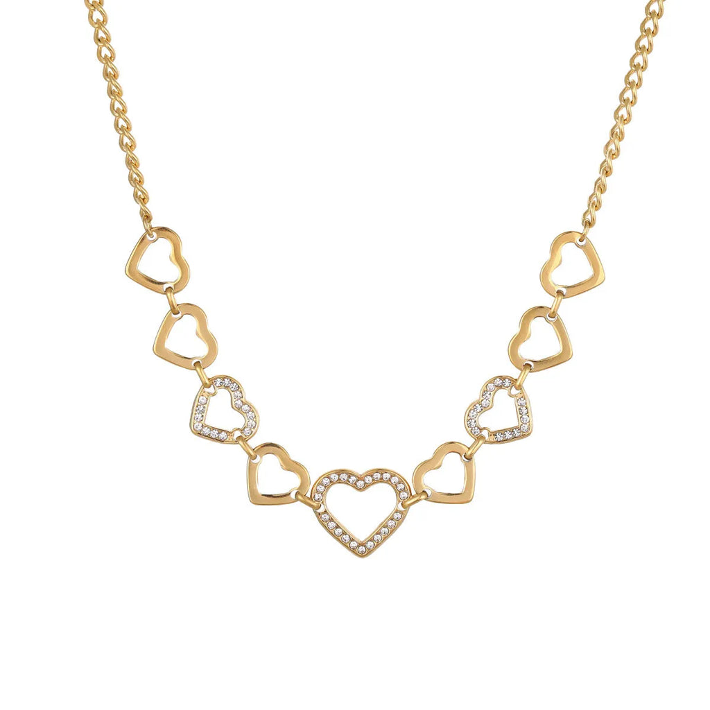 Geometric heart-shaped stainless steel necklace with 18K gold electroplated finish on clavicle chain