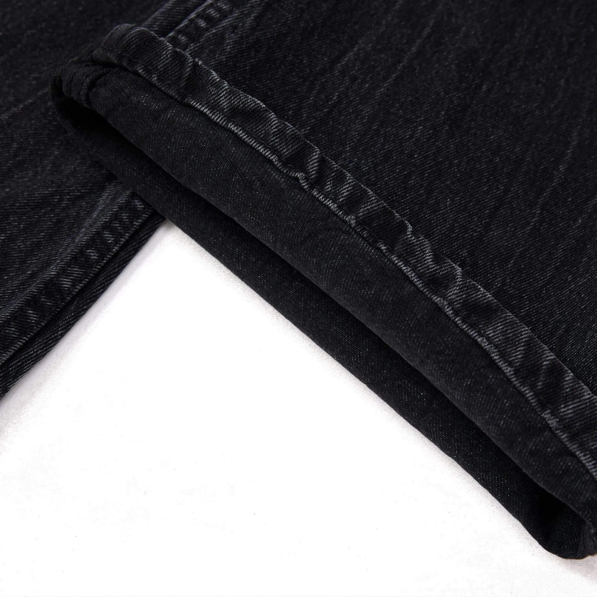 Black straight-leg men's jeans with American washed lightning crack texture detail