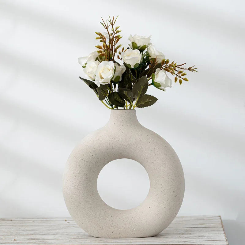 Frosted particle porcelain biscuit vase for flower arranging in simple modern style