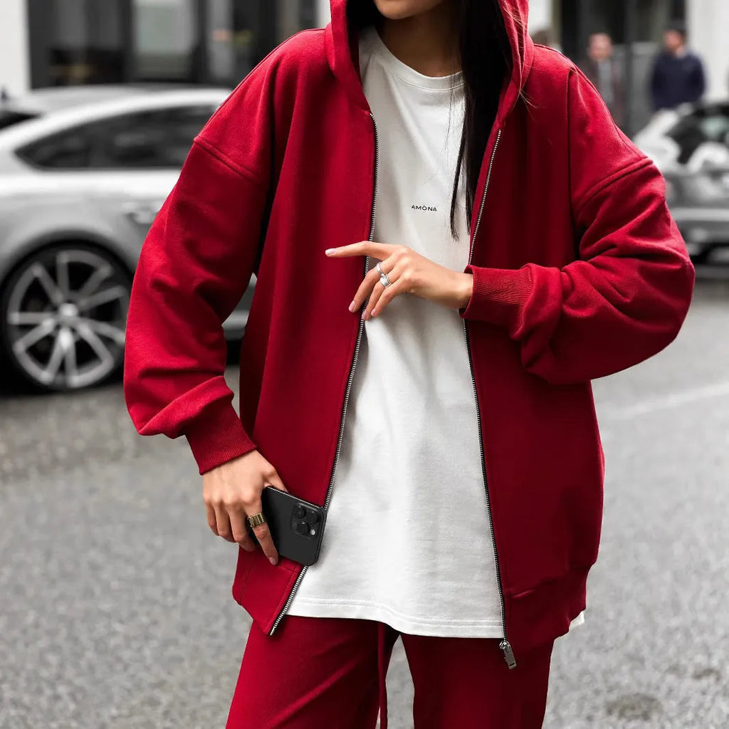 Street style two-piece set with long-sleeved coat and trousers in loose version