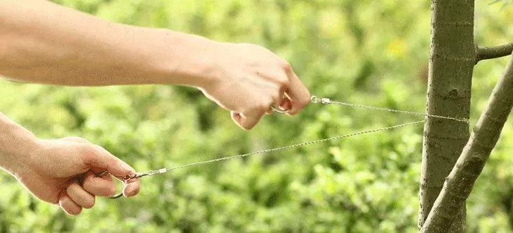 75cm survival wire saw with stainless steel braided construction in black colour