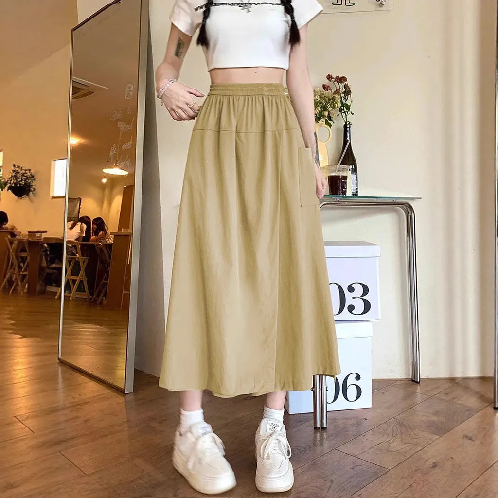 Camel-colour women's wide-leg skirt with elastic waist and quilted texture