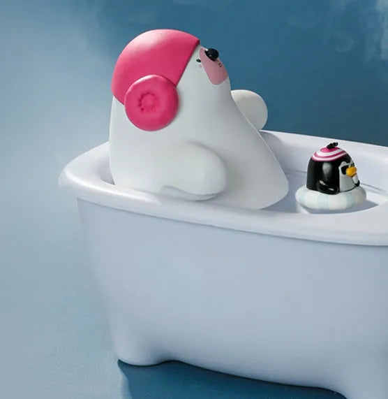 White USB-powered creative air humidifier with 550ml water tank on desk