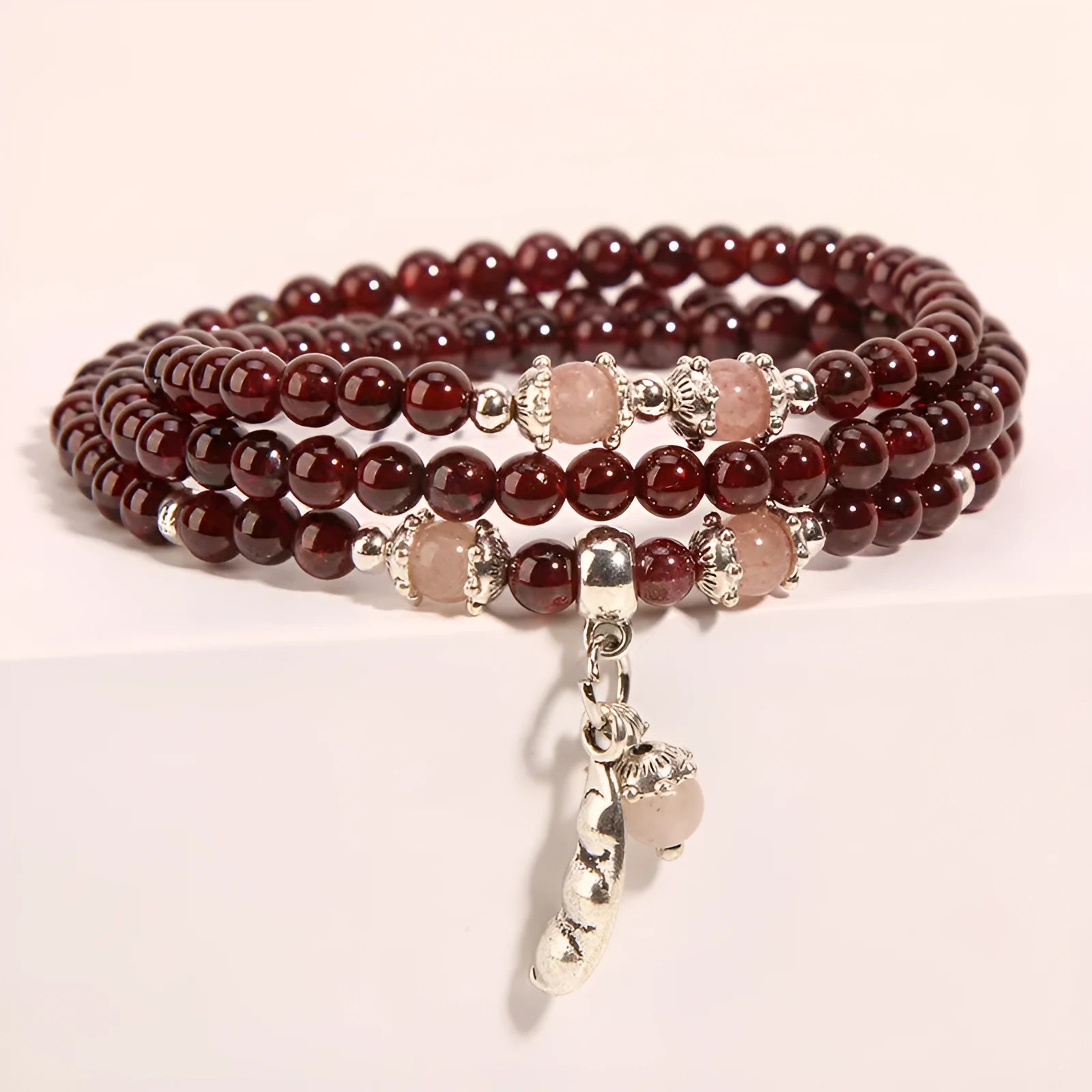 Women's wine red garnet crystal bracelet with flower-shaped pendant in bohemian ethnic style