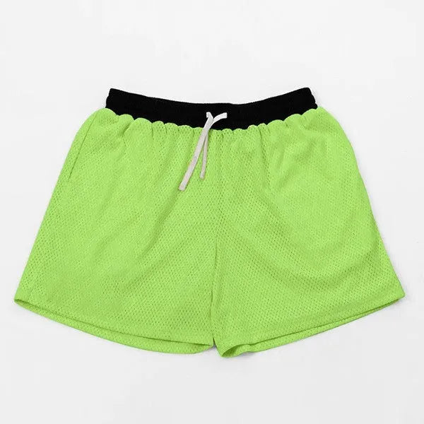 Men's mesh quick-drying shorts in black colour for summer running and fitness activities