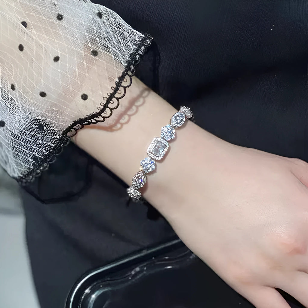 Women's geometric diamond bracelet with white gold plating and S925 sterling silver-plated copper