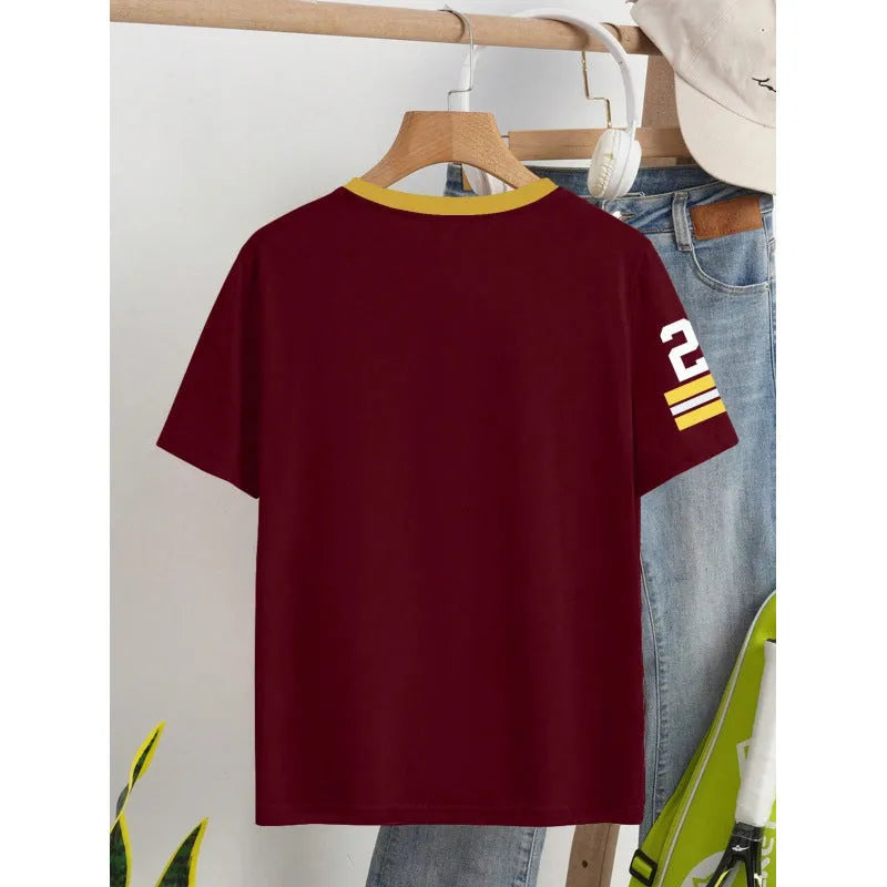 Loose fit red cotton T-shirt with digital printed letter patterns and contrast details