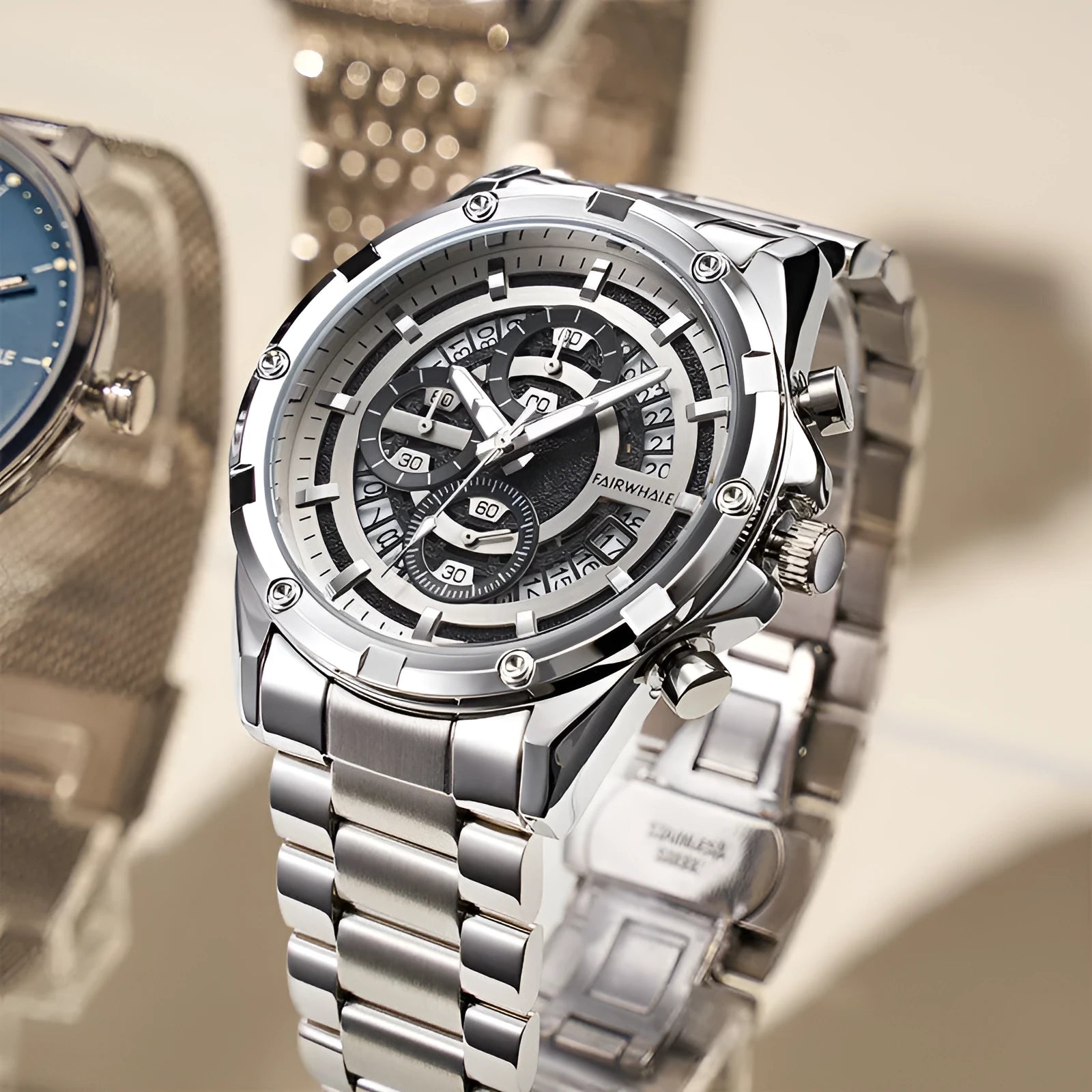 Men's waterproof luminous quartz watch with stainless steel band in black and blue colour option