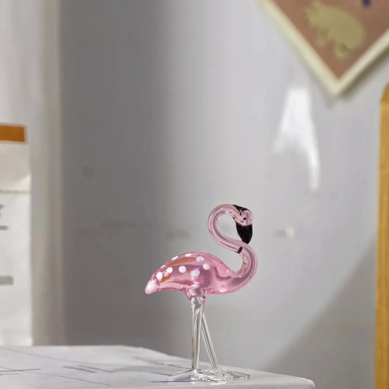 Pink flamingo crystal decorative sculpture on table in modern simple style