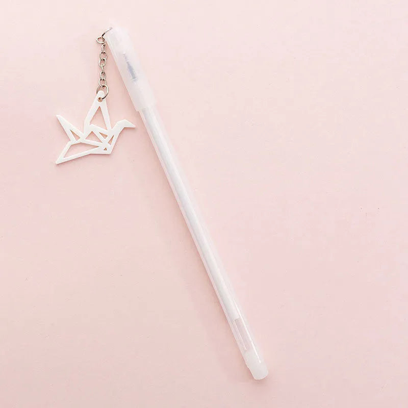 Paper crane rabbit pendant gel pen with 0.38mm tip and 17cm plastic body