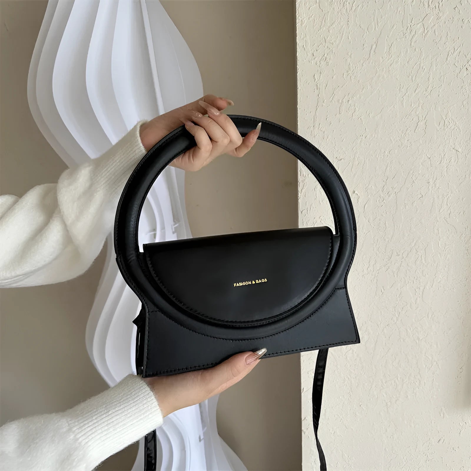Horizontal square PU leather shoulder messenger bag in multiple colours with stitching details