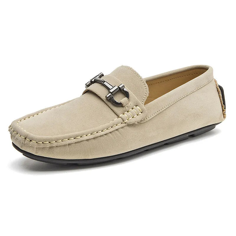 Men's beige casual slip-on shoes made from two-layer cowhide leather with a round toe and rubber sole.