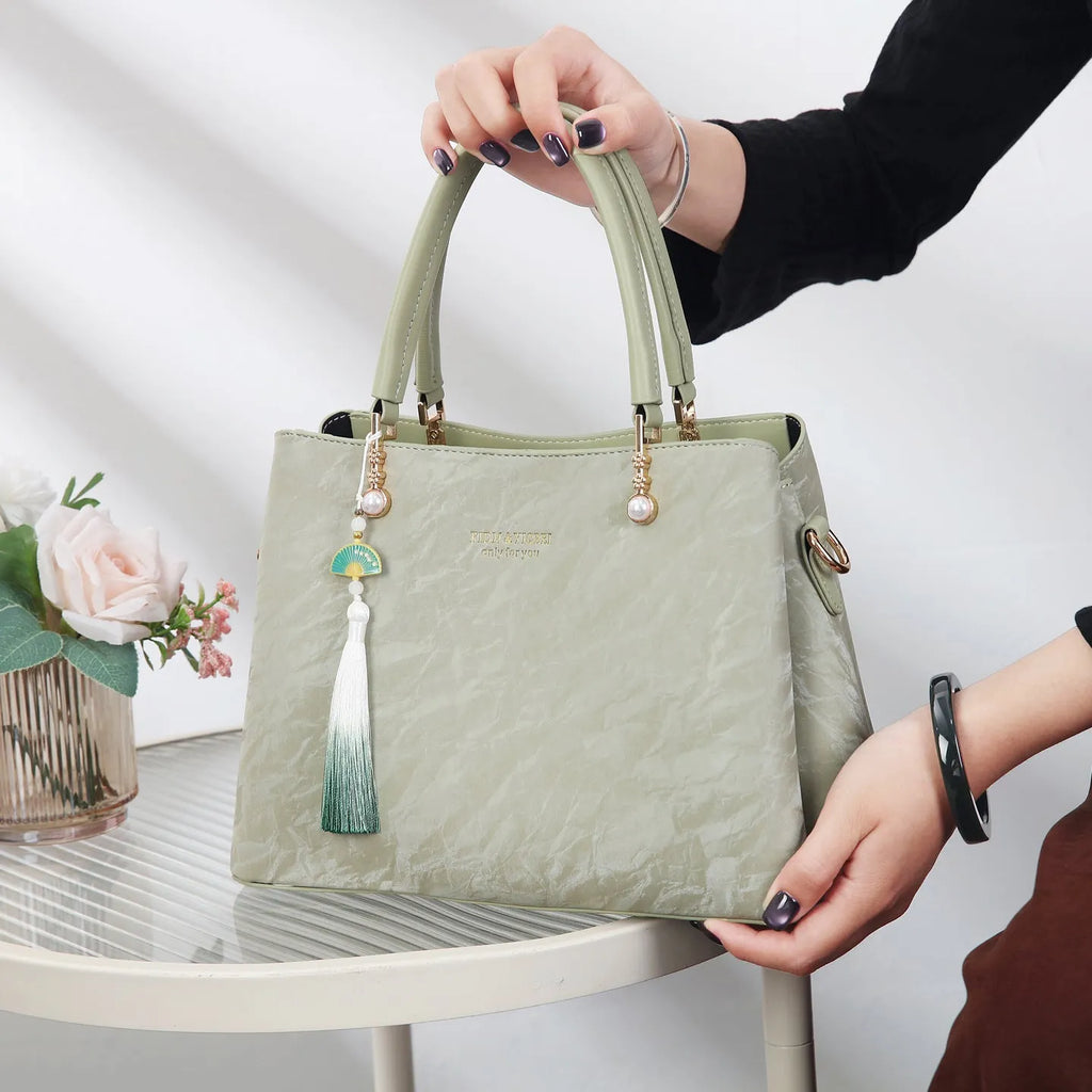 Fashion handheld versatile large capacity women's bag in PU leather, urban simplicity style, colour beige, with slit pocket