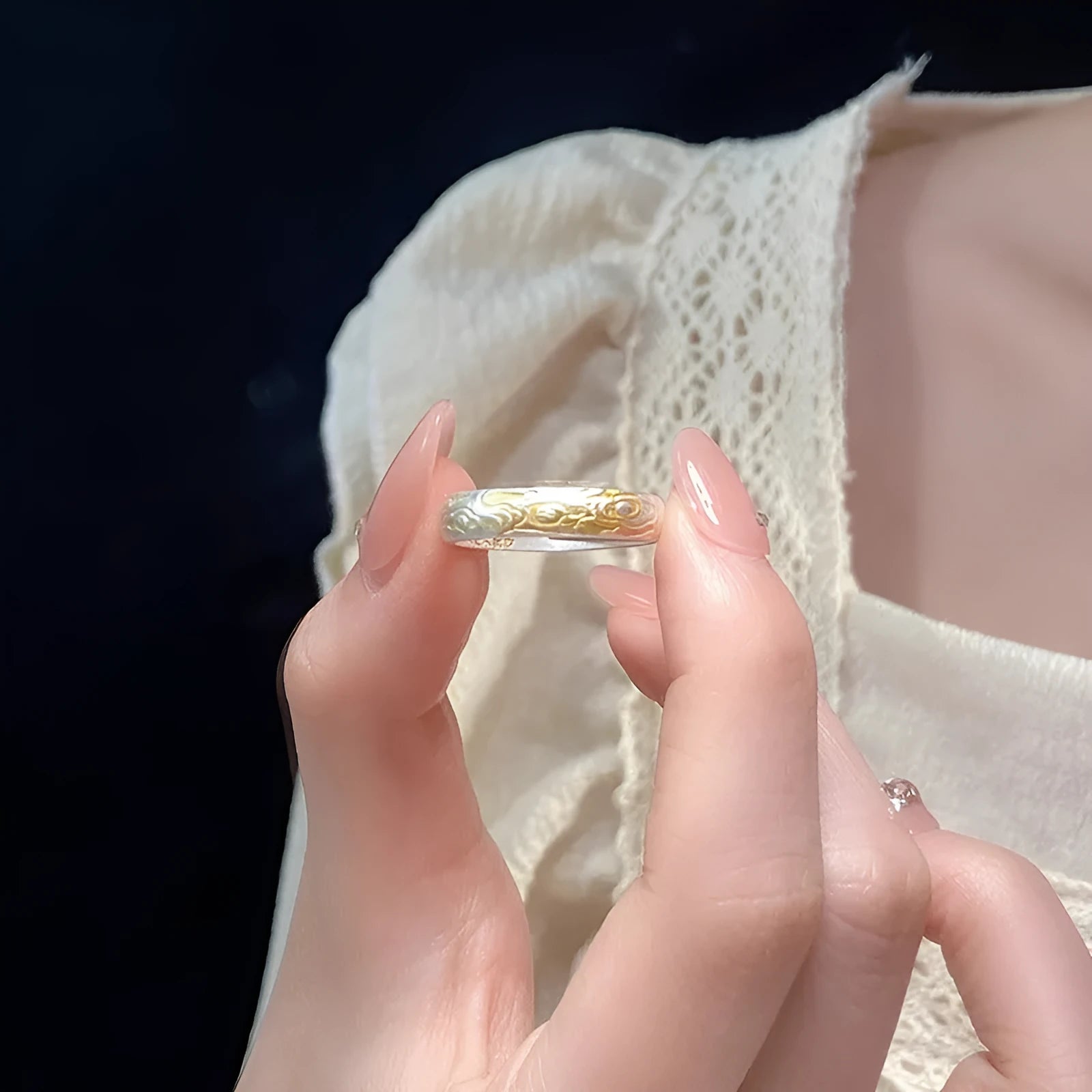 White copper open mouth ring with Xiangyun pattern and electroplated silver gold finish