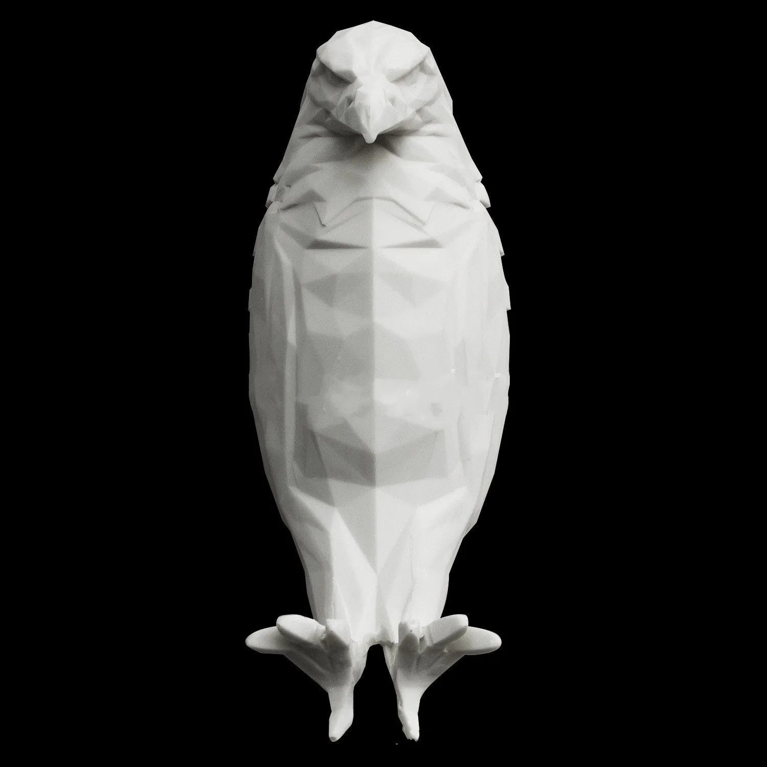 Eagle shape 3D wall lamp with silhouette projection measuring 22.5 x 9 x 12 cm