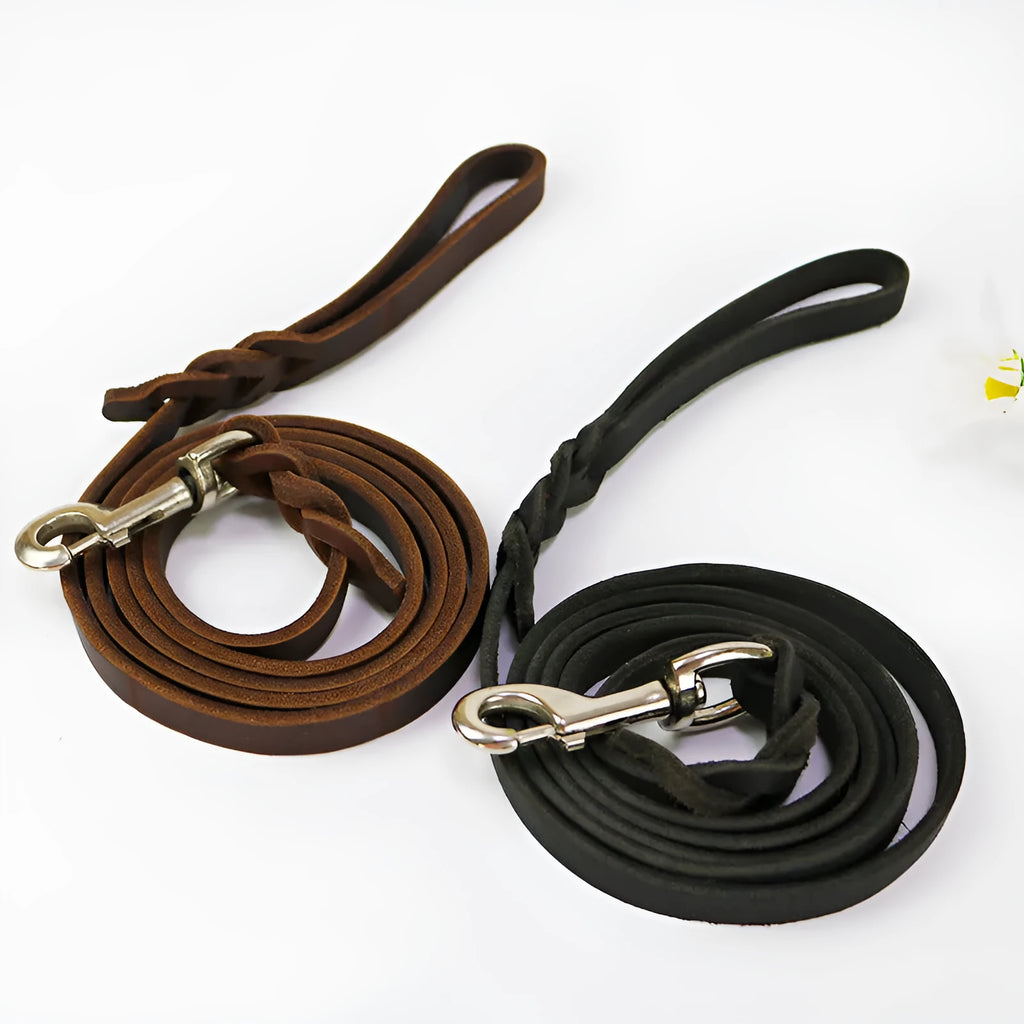 Thickened cowhide leather dog walking rope in light brown colour with hand-held loop